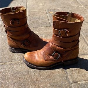 FRYE moto boots - strappy, distressed, vintage